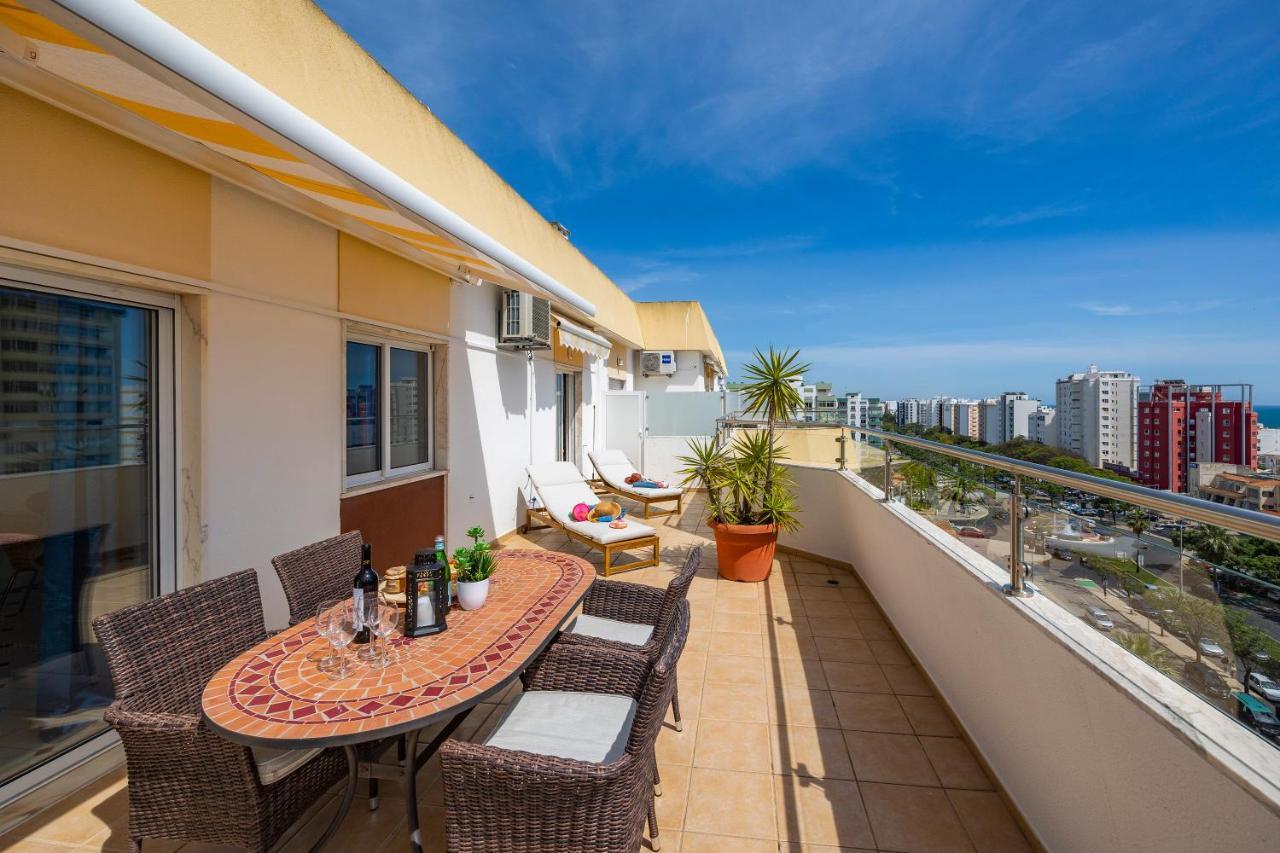 Seaview Penthouse In Algarve With Spacious Terrace Quarteira Exterior foto